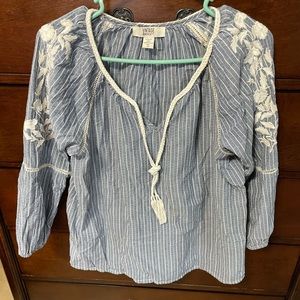 Women’s Embroidery Blouse